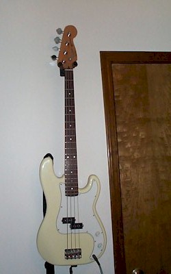 The Log Bass rocks on this axe.
